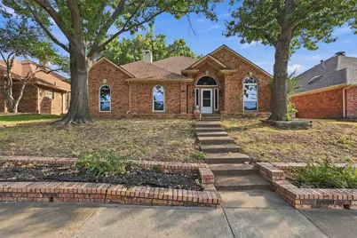 1316 Royal Palm Lane, Carrollton, TX 75007 - Photo 2