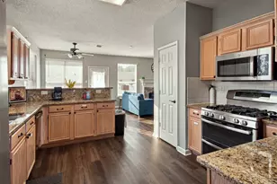 1424 Sunswept Terrace, Lewisville, TX 75077 - Photo 10