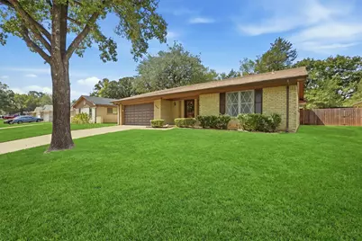 2403 Caprice Avenue, Denison, TX 75020 - Photo 2