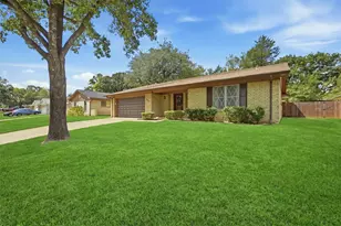 2403 Caprice Ave, Denison, TX 75020 - Photo 2