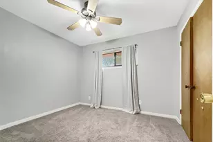 4331 Kolloch Dr, Dallas, TX 75216 - Photo 16