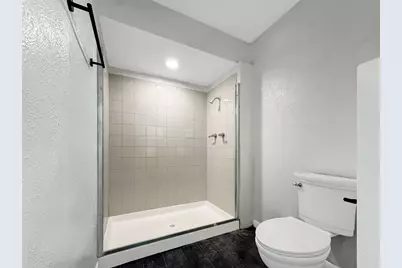 4331 Kolloch Drive, Dallas, TX 75216 - Photo 8