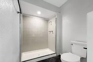 4331 Kolloch Dr, Dallas, TX 75216 - Photo 8