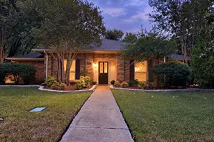 1714 Cornwall Ln, Sachse, TX 75048 - Photo 2