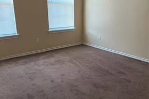 1615 Bois D'Arc St, Commerce, TX 75428 - Photo 2