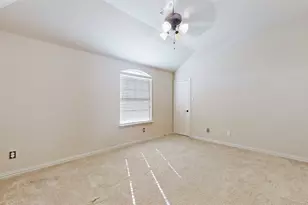4903 Barn Owl Tr, Grand Prairie, TX 75052 - Photo 30