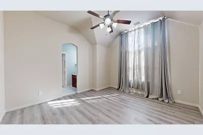 4903 Barn Owl Trail, Grand Prairie, TX 75052 - Photo 32