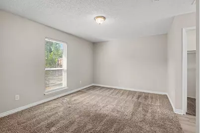 7500 Little Rock Lane, Fort Worth, TX 76120 - Photo 10