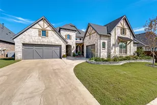 311 Waters Edge Dr, Argyle, TX 76226 - Photo 2