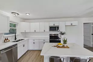 6405 Seco Blvd, Dallas, TX 75217 - Photo 10