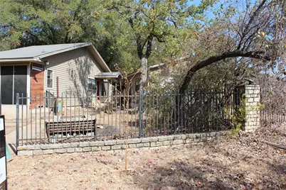 2804 Maplewood Street, Granbury, TX 76048 - Photo 32