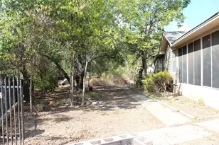 2804 Maplewood St, Granbury, TX 76048 - Photo 6