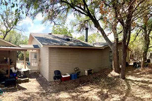 2804 Maplewood St, Granbury, TX 76048 - Photo 34