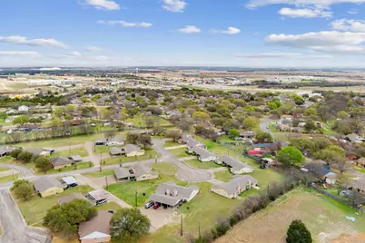 100 E Gruver Circle #102, Hewitt, TX 76643 - Photo 14