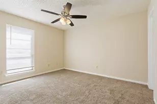 100 E Gruver Circle, Hewitt, TX 76643 - Photo 8