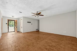 1611 Shepherd Ln, Dallas, TX 75253 - Photo 4