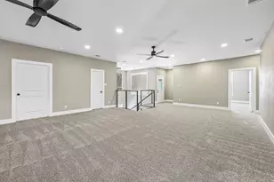 3889 Davila Dr, Dallas, TX 75220 - Photo 26