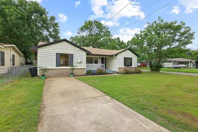 2401 Sunset Street, Denison, TX 75020 - Photo 2