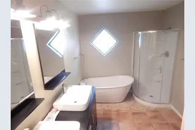 4208 Meadowdale Drive, Carrollton, TX 75010 - Photo 26