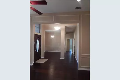4208 Meadowdale Drive, Carrollton, TX 75010 - Photo 10