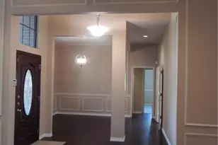 4208 Meadowdale Dr, Carrollton, TX 75010 - Photo 10