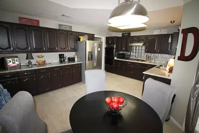4208 Meadowdale Drive, Carrollton, TX 75010 - Photo 16