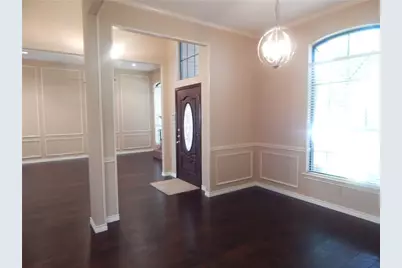 4208 Meadowdale Drive, Carrollton, TX 75010 - Photo 6