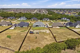860 San Saba E, Midlothian, TX 76065 - Photo 32