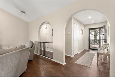 3517 W Moonlight Drive, Waco, TX 76706 - Photo 10