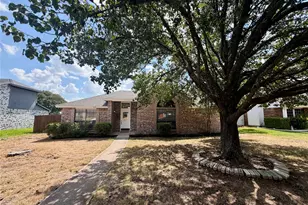 825 Weaver St, Cedar Hill, TX 75104 - Photo 1