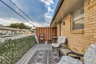 5827 Sandhurst Ln, Dallas, TX 75206 - Photo 24