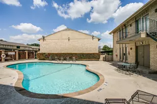5827 Sandhurst Ln, Dallas, TX 75206 - Photo 16