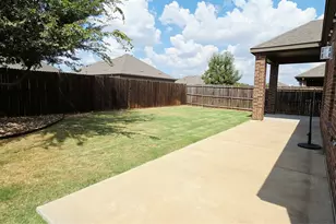2932 Log Cabin Dr, Celina, TX 75009 - Photo 30
