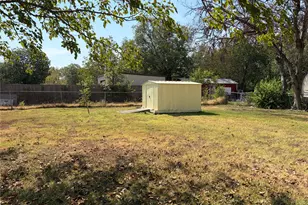 804 E Adams St, Itasca, TX 76055 - Photo 18