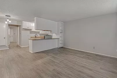 1709 Short Street #C, Cleburne, TX 76033 - Photo 2