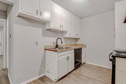 1709 Short Street #C, Cleburne, TX 76033 - Photo 8