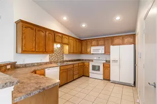 6037 Melanie Dr, Fort Worth, TX 76131 - Photo 4