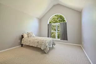 204 E Chapel Downs Dr, Southlake, TX 76092 - Photo 24