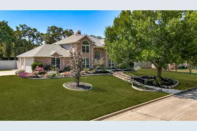 204 E Chapel Downs Drive, Southlake, TX 76092 - Photo 2