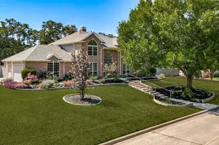 204 E Chapel Downs Dr, Southlake, TX 76092 - Photo 2
