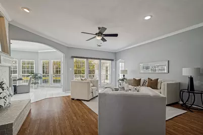 204 E Chapel Downs Drive, Southlake, TX 76092 - Photo 6