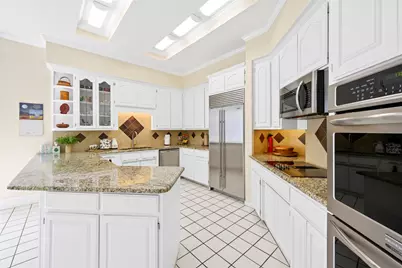 8404 Sunset Cove Drive, Fort Worth, TX 76179 - Photo 12
