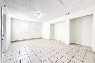 610 Colonial Dr, Garland, TX 75043 - Photo 14