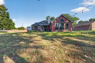 304 Daisy Rd, Midlothian, TX 76065 - Photo 20