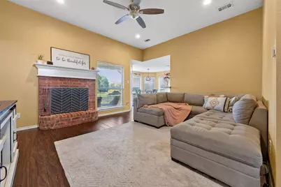 304 Daisy Road, Midlothian, TX 76065 - Photo 6