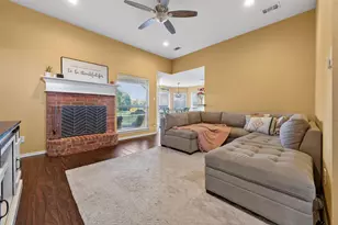 304 Daisy Rd, Midlothian, TX 76065 - Photo 6