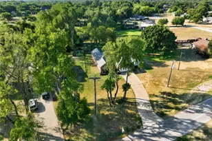 304 Daisy Rd, Midlothian, TX 76065 - Photo 22