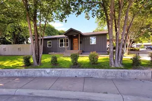 203 Broad St, McKinney, TX 75069 - Photo 8