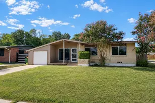 700 Pine St, Hurst, TX 76053 - Photo 2