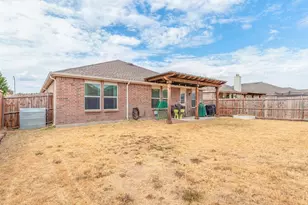 5913 Mountain Bluff Dr, Fort Worth, TX 76179 - Photo 18